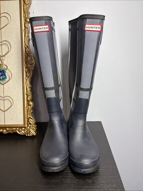 Hunter Gray and Navy Striped Tall Rain Boots with Red Logo Trim